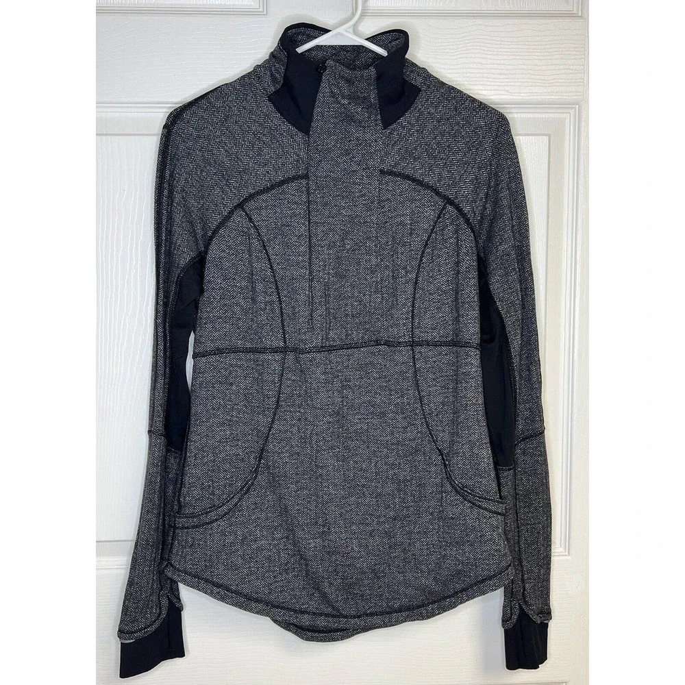 LULULEMON BASE RUNNER 1/2 HALF ZIP PULLOVER 10 COCO PIQUE BLACK JACKET Ret. $98 - Picture 1 of 7